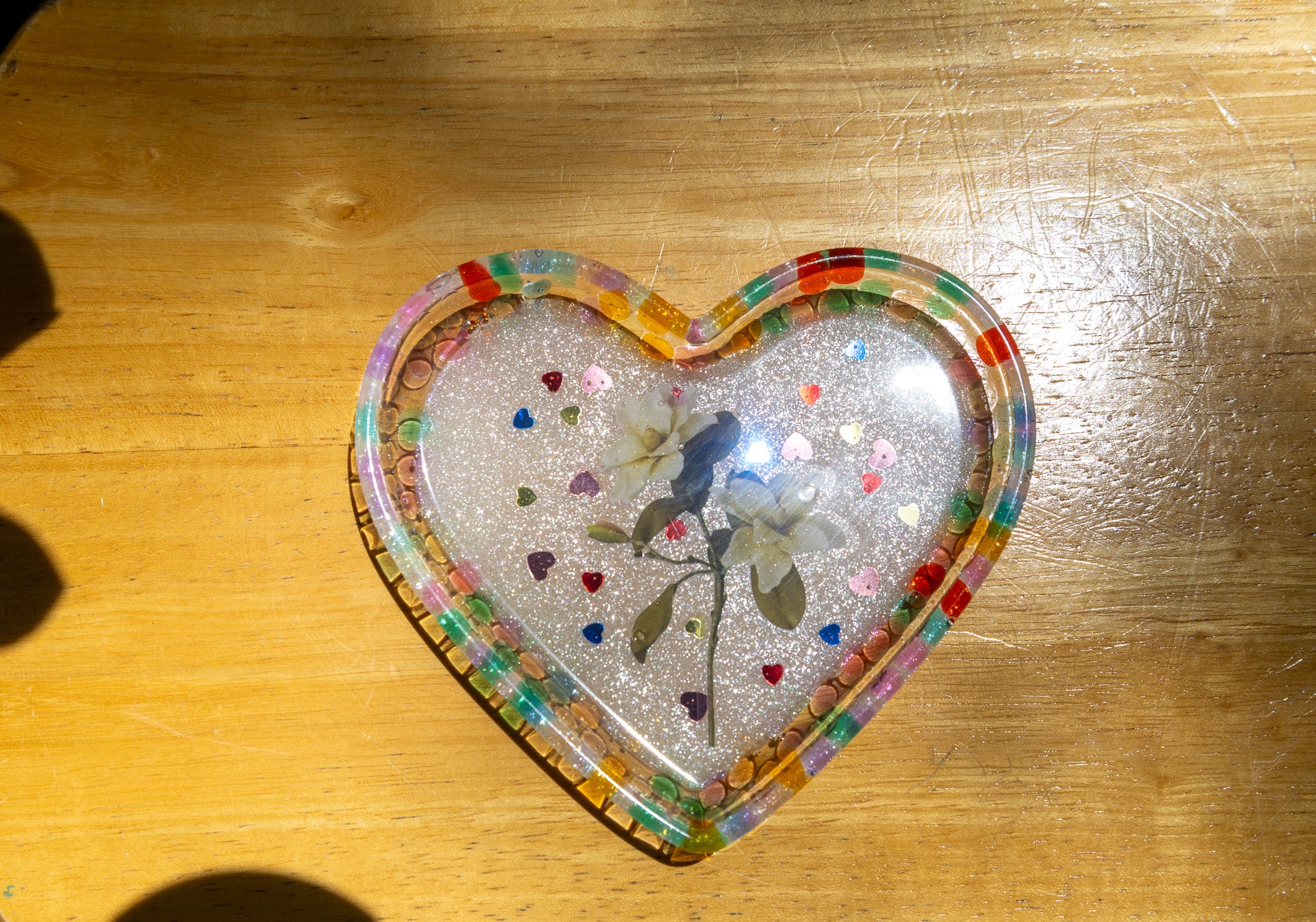 Floral Resin Heart – Trinket Holder & Decorative Keepsake